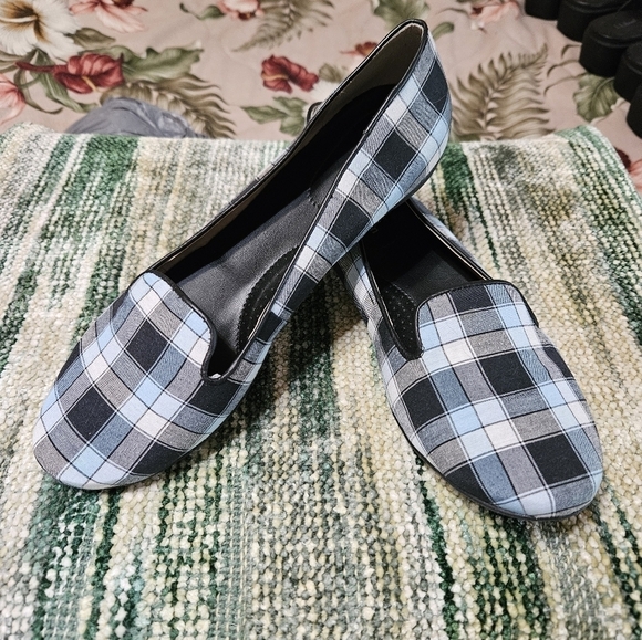 #043 L.L.BEAN- Red/Black Houndstooth Print - Size: 8M - Picture 7 of 8